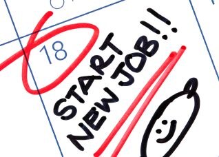 Calendar with the 18th circled that says "start new job!!"