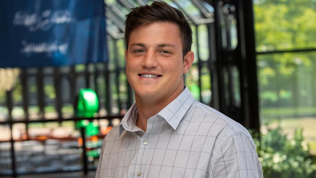 Enterprise Mobility team member – Ryan – Accounting Intern